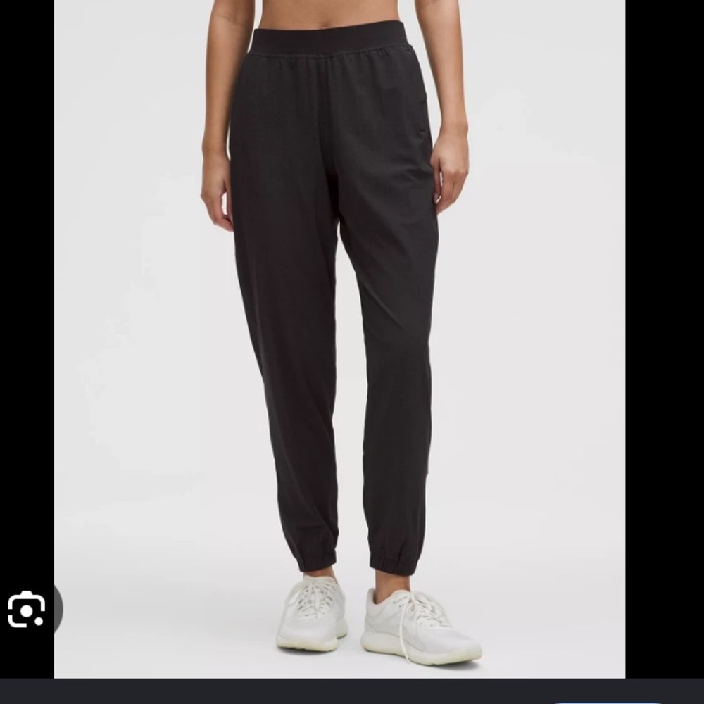 Lululemon adapted state jogger